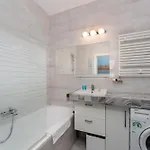 Debniki Comfort By Bookinghost Apartamento