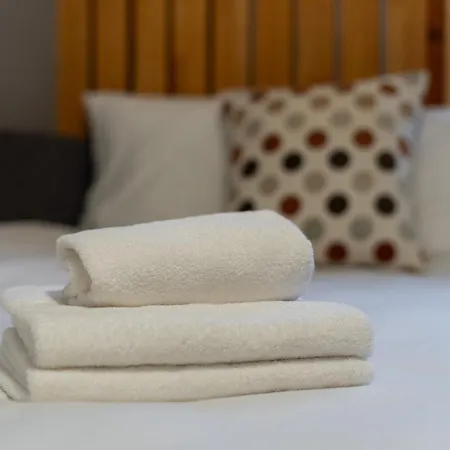 Debniki Comfort By Bookinghost